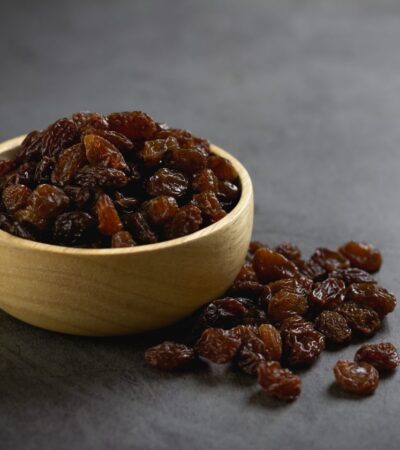 are raisins keto friendly