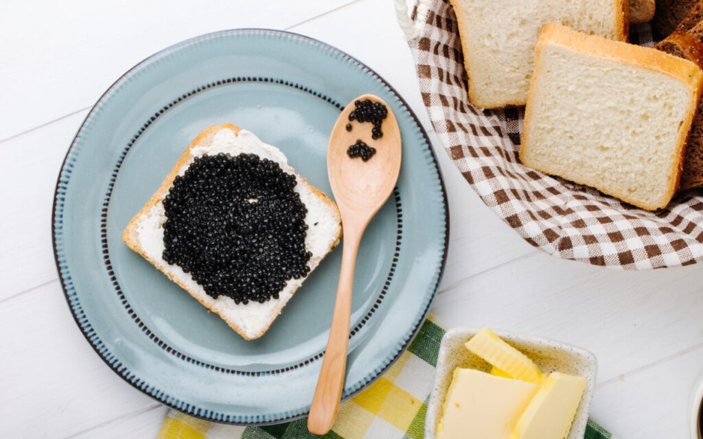 black-caviar-with-butter-bread.